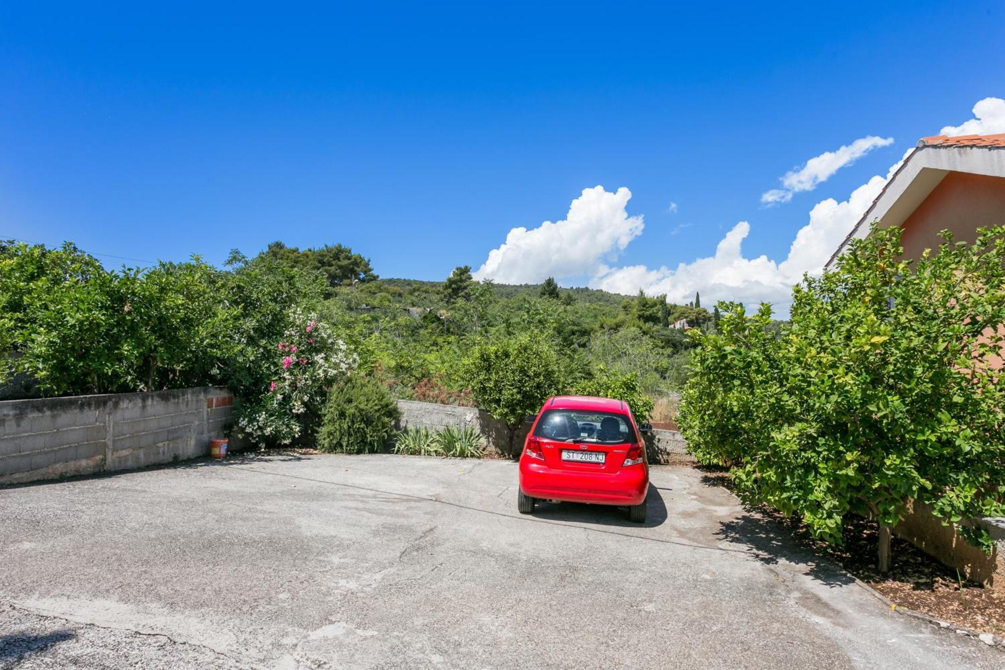 Apartments By The Sea Slatine, Ciovo - 11126 Экстерьер фото